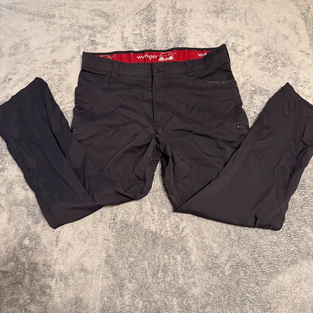Wrangler NW780DL Black Nylon Spandex Blend Pants Men's‎ 38/30 Cargo Pockets